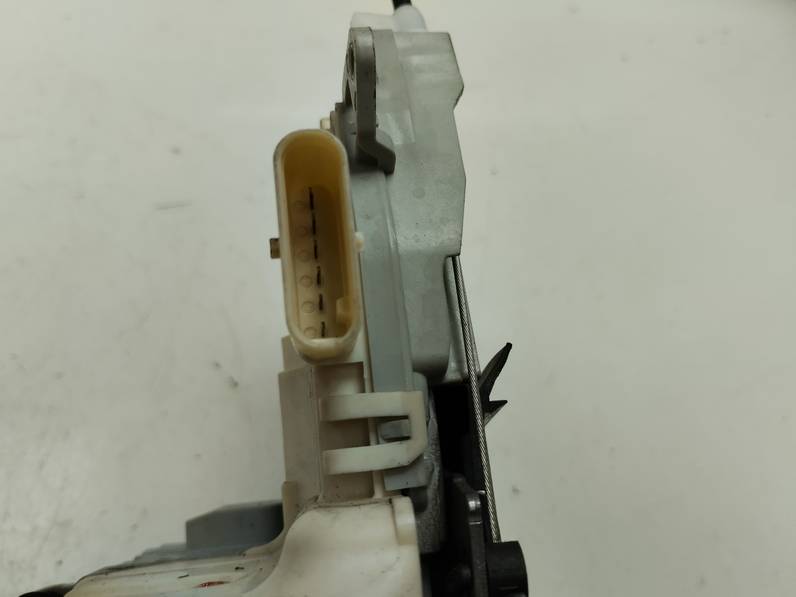 CERRADURA PUERTA TRASERA DERECHA AUDI Q5 2014 2.0 16V TDI (177 CV)