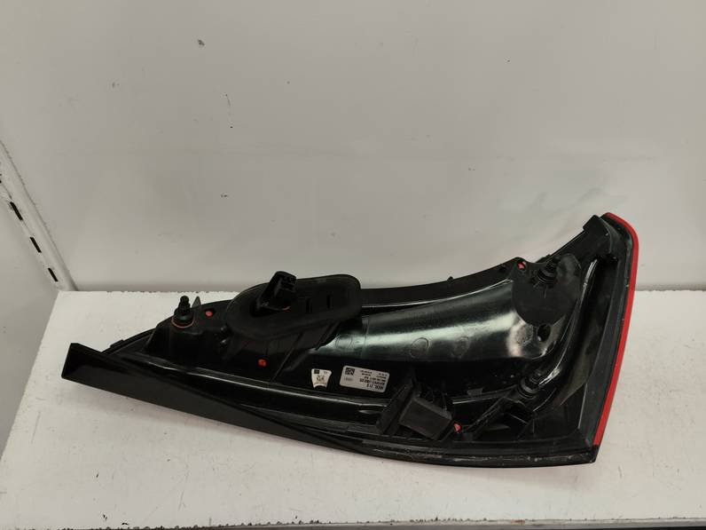 PILOTO TRASERO IZQUIERDO AUDI Q5 2014 2.0 16V TDI (177 CV)