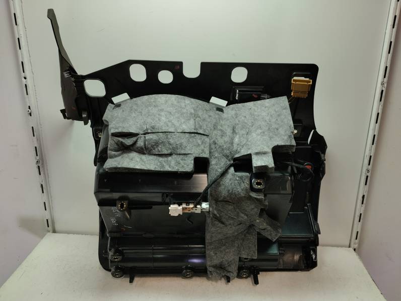 GUANTERA AUDI Q5 2014 2.0 16V TDI (177 CV)