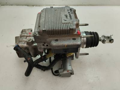 BOMBA FRENO TOYOTA YARIS 2015 HÍBRIDO 74 KW (101 CV)