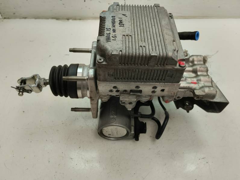 BOMBA FRENO TOYOTA YARIS 2015 HÍBRIDO 74 KW (101 CV)