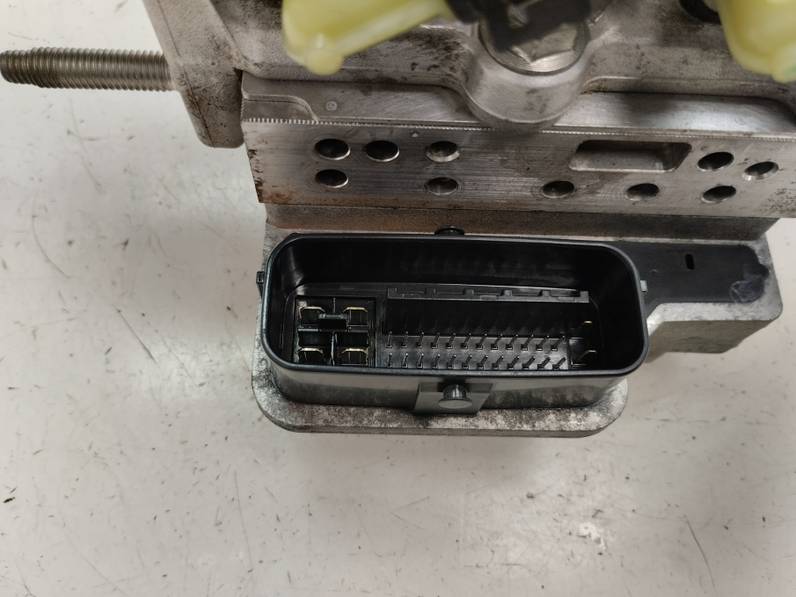 BOMBA FRENO TOYOTA YARIS 2015 HÍBRIDO 74 KW (101 CV)