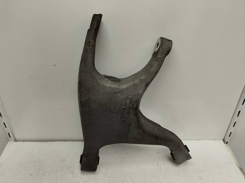 BRAZO SUSPENSION SUPERIOR TRASERO DERECHO AUDI Q5 2014 2.0 16V TDI (177 CV)