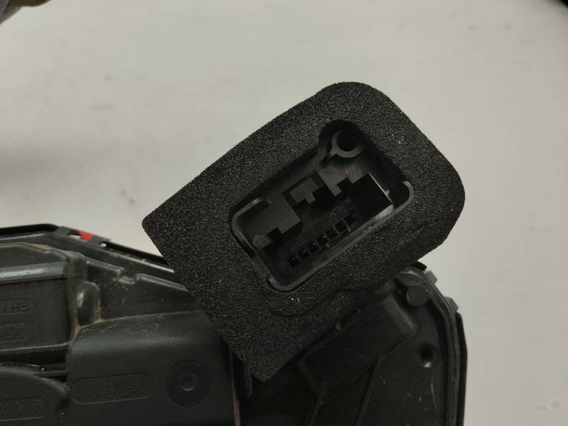 CERRADURA PUERTA DELANTERA DERECHA SEAT IBIZA 2019 1.0 TSI (95 CV)