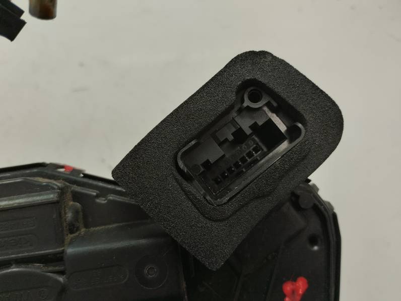 CERRADURA PUERTA TRASERA DERECHA SEAT IBIZA 2019 1.0 TSI (95 CV)