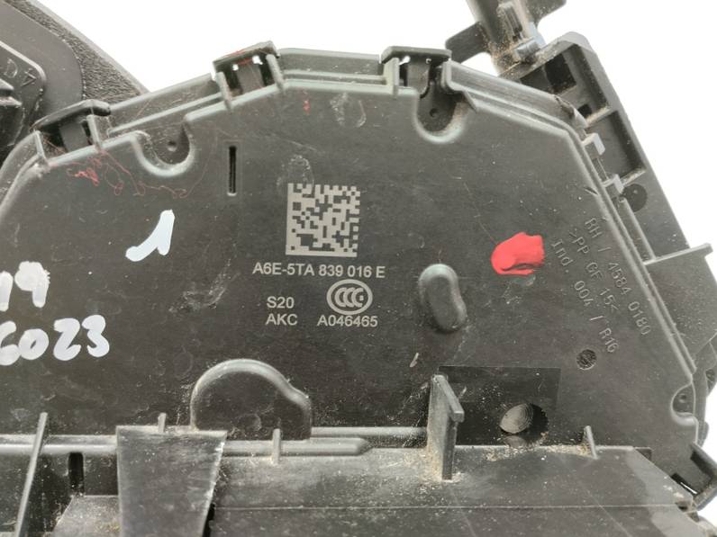 CERRADURA PUERTA TRASERA DERECHA SEAT IBIZA 2019 1.0 TSI (95 CV)