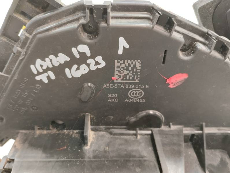 CERRADURA PUERTA TRASERA IZQUIERDA SEAT IBIZA 2019 1.0 TSI (95 CV)