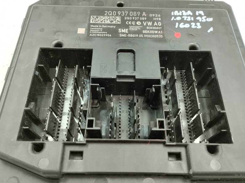 CAJA RELES FUSIBLES SEAT IBIZA 2019 1.0 TSI (95 CV)