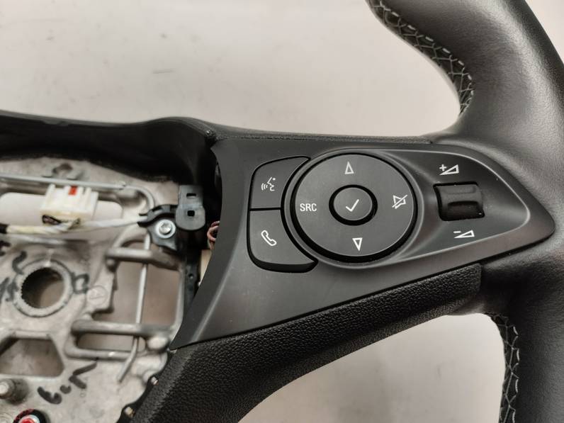 VOLANTE OPEL CORSA F 2020 1.2 (101 CV)