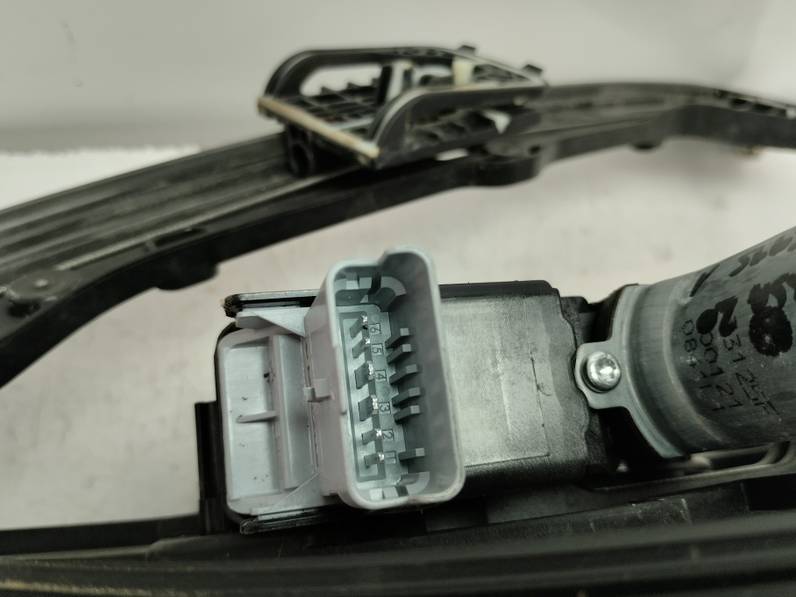 ELEVALUNAS DELANTERO DERECHO OPEL CORSA F 2020 1.2 (101 CV)