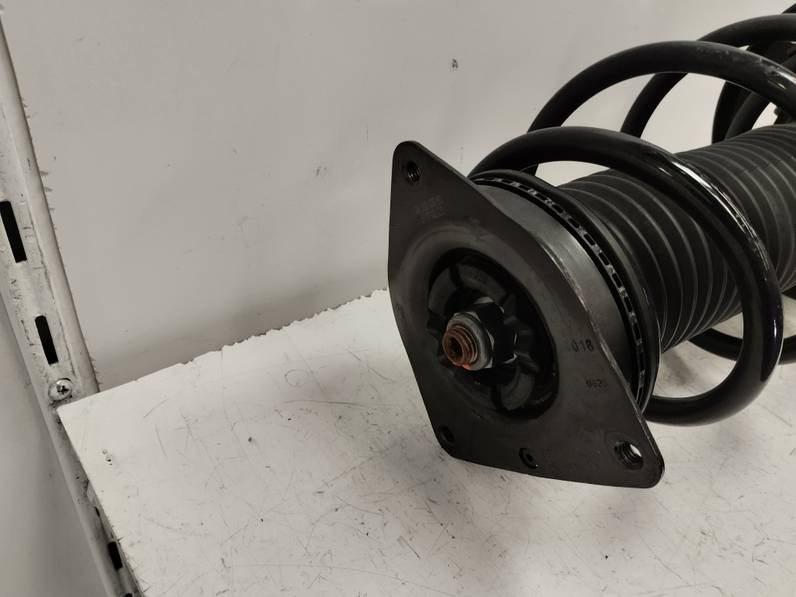 AMORTIGUADOR DELANTERO DERECHO OPEL CORSA F 2020 1.2 (101 CV)