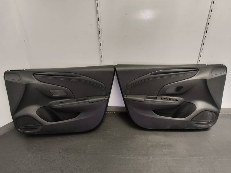 JUEGO ASIENTOS COMPLETO OPEL CORSA F 2020 1.2 (101 CV)