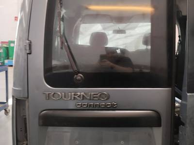 PORTON TRASERO IZQUIERDO FORD TRANSIT CONNECT 2003 1.8 TDCI (90 CV)