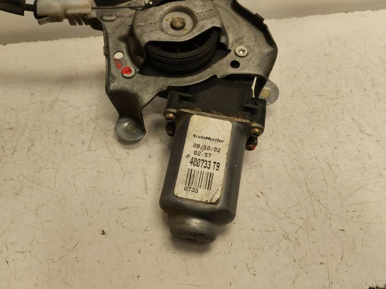 ELEVALUNAS DELANTERO IZQUIERDO RENAULT CLIO II FASE II 2003 1.5 DCI D (65 CV)