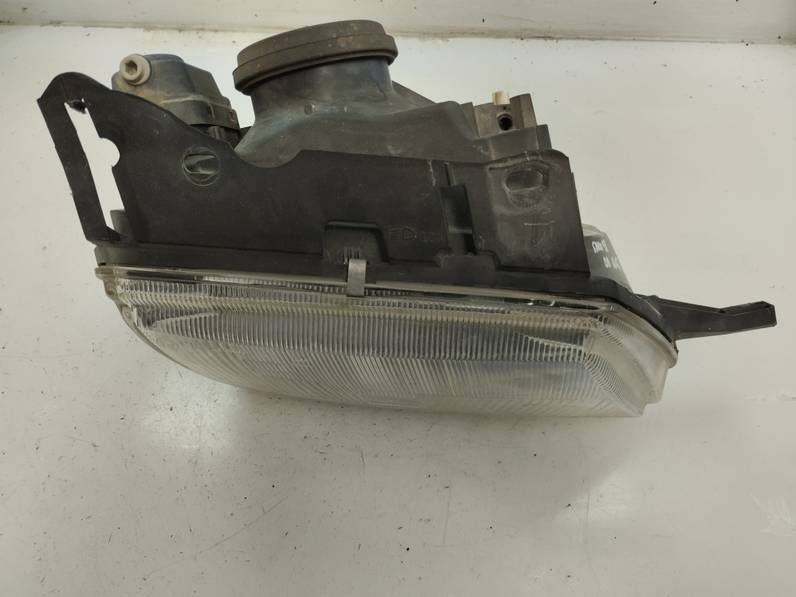 FARO DERECHO CITROEN SAXO 1998 1.5 D (57 CV)