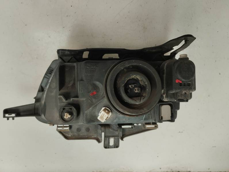 FARO DERECHO CITROEN SAXO 1998 1.5 D (57 CV)