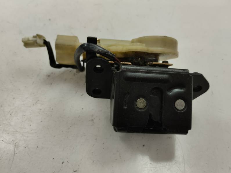 CERRADURA MALETERO PORTON MAZDA 323 BERLINA F S 2000 1.9 16V (114 CV)