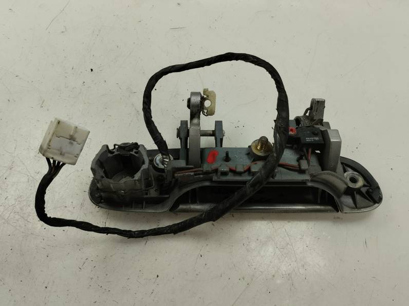 MANETA EXTERIOR DELANTERA IZQUIERDA MAZDA 323 BERLINA F S 2000 1.9 16V (114 CV)