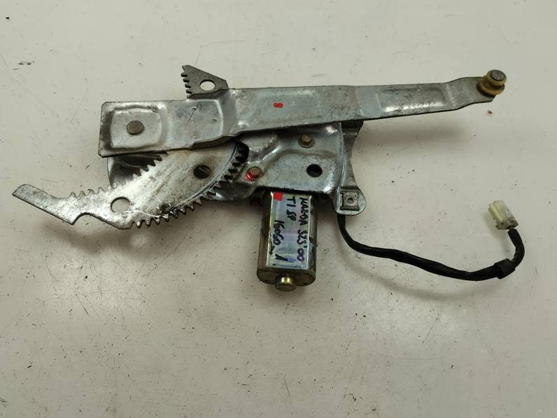 ELEVALUNAS TRASERO IZQUIERDO MAZDA 323 BERLINA F S 2000 1.9 16V (114 CV)