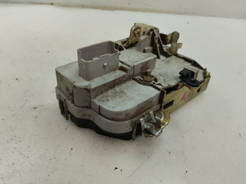 CERRADURA PUERTA DELANTERA DERECHA PEUGEOT PARTNER 2006 2.0 HDI (90 CV)