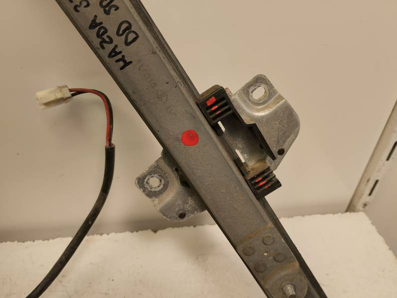 ELEVALUNAS DELANTERO DERECHO MAZDA 323 BERLINA F S 2000 1.9 16V (114 CV)