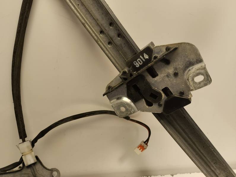 ELEVALUNAS DELANTERO DERECHO MAZDA 323 BERLINA F S 2000 1.9 16V (114 CV)