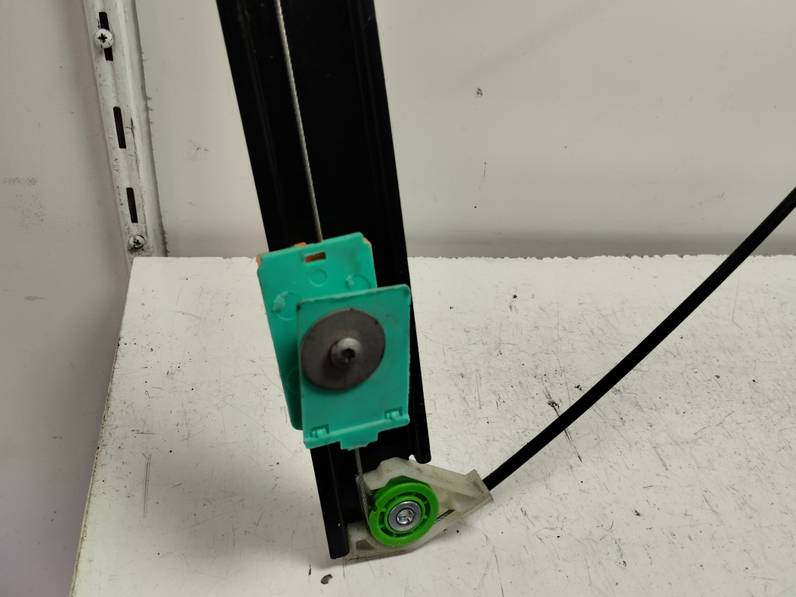 ELEVALUNAS DELANTERO DERECHO AUDI A6 BERLINA 2000 2.5 V6 24V TDI (180 CV)