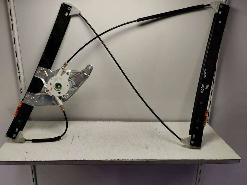 ELEVALUNAS DELANTERO DERECHO AUDI A6 BERLINA 2000 2.5 V6 24V TDI (180 CV)