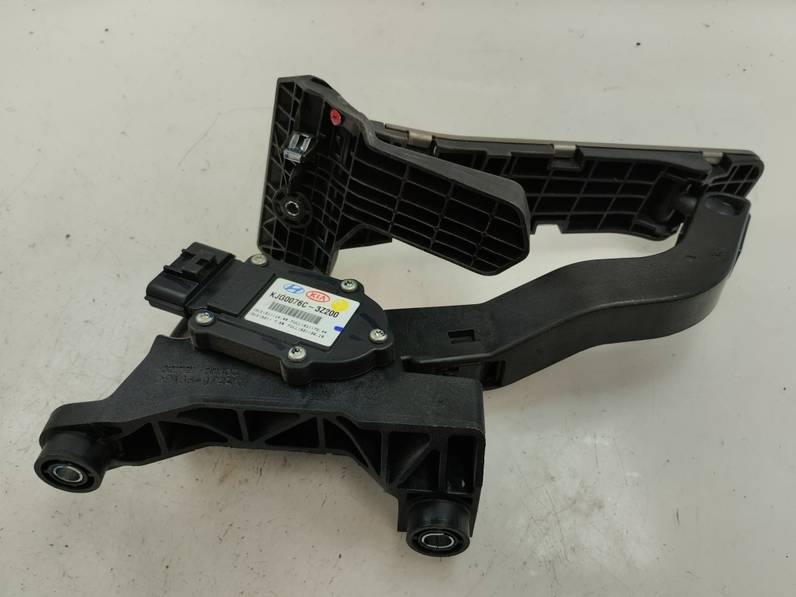 POTENCIOMETRO PEDAL HYUNDAI I40 2015 1.7 CRDI (141 CV)