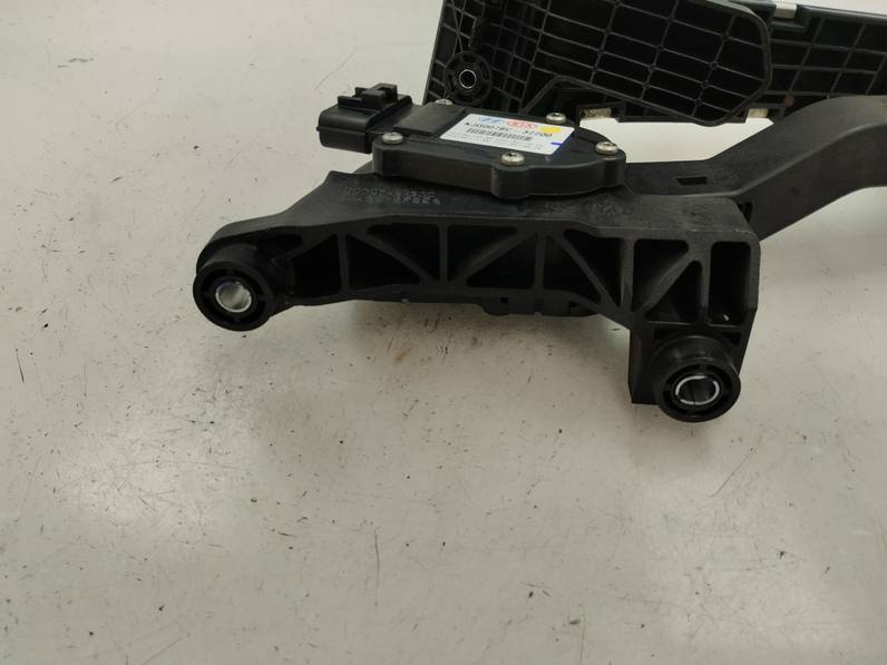 POTENCIOMETRO PEDAL HYUNDAI I40 2015 1.7 CRDI (141 CV)