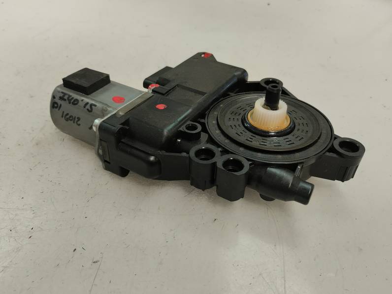 MOTOR ELEVALUNAS DELANTERO IZQUIERDO HYUNDAI I40 2015 1.7 CRDI (141 CV)