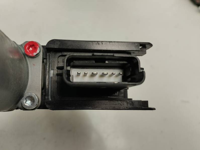 MOTOR ELEVALUNAS DELANTERO DERECHO HYUNDAI I40 2015 1.7 CRDI (141 CV)