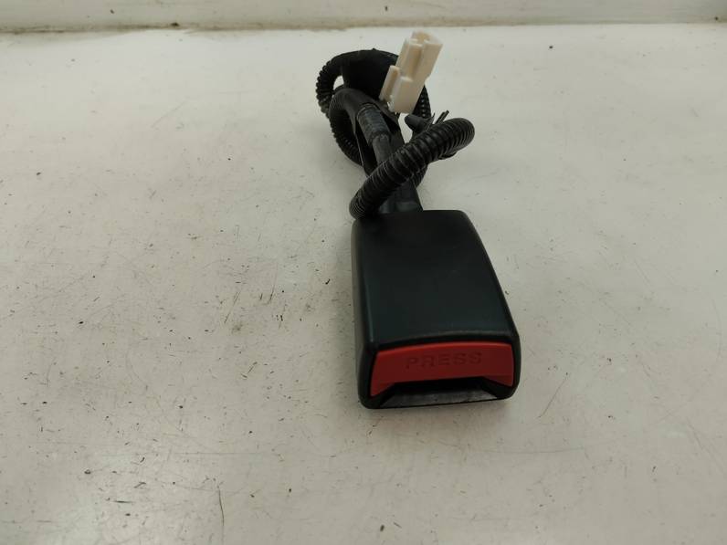 CINTURON SEGURIDAD DELANTERO DERECHO HYUNDAI I40 2015 1.7 CRDI (141 CV)