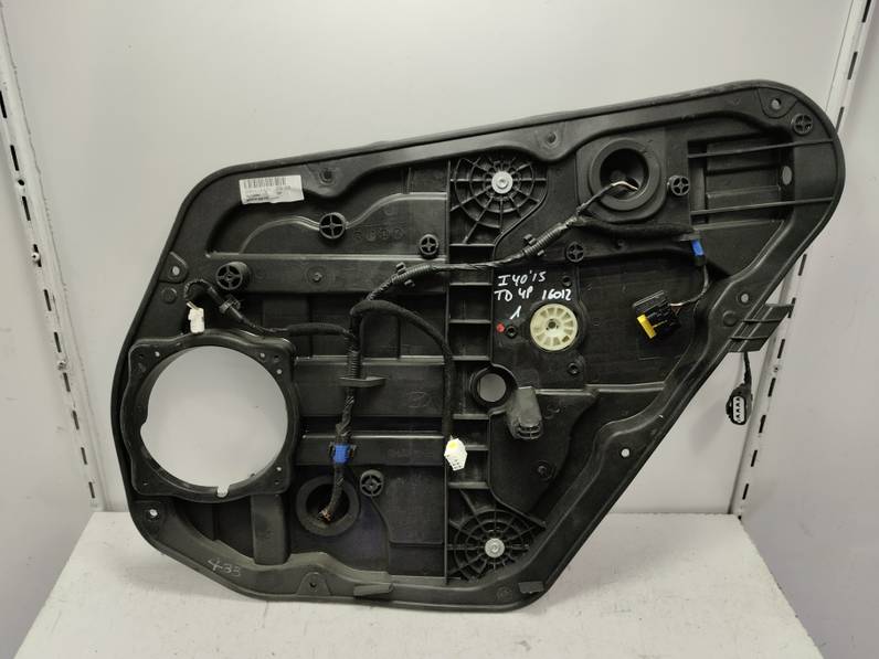 ELEVALUNAS TRASERO DERECHO HYUNDAI I40 2015 1.7 CRDI (141 CV)