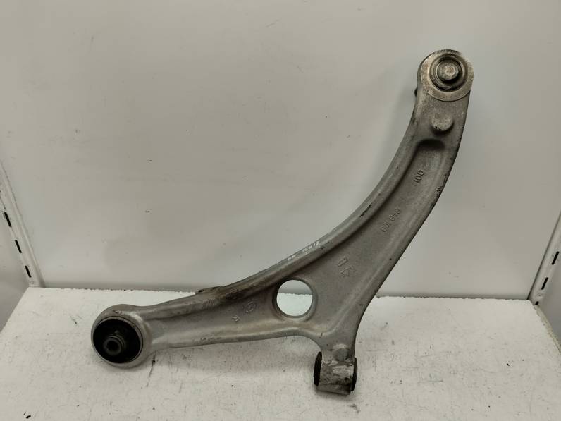 BRAZO SUSPENSION INFERIOR DELANTERO IZQUIERDO HYUNDAI I40 2015 1.7 CRDI (141 CV)