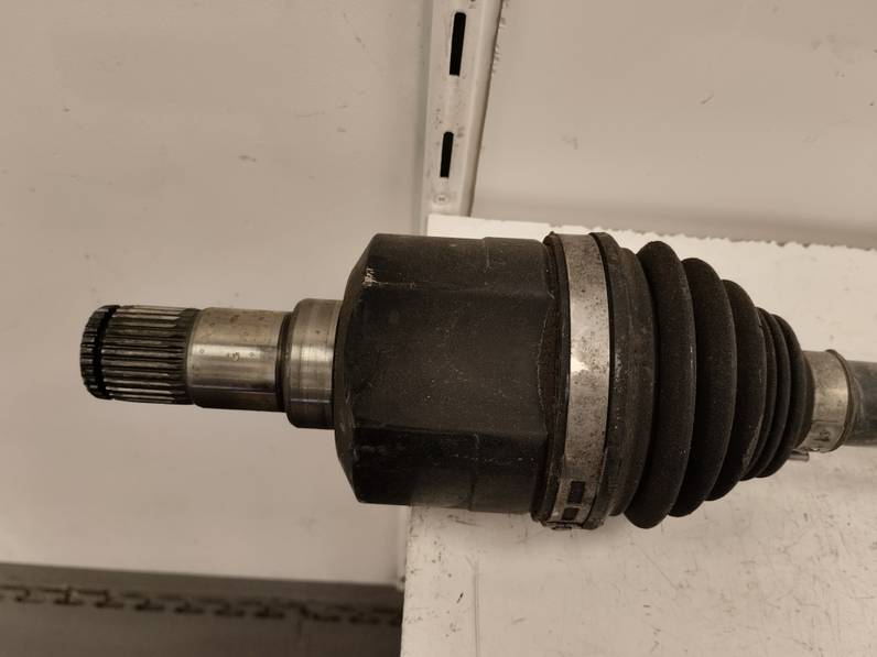 TRANSMISION DELANTERA DERECHA HYUNDAI I40 2015 1.7 CRDI (141 CV)