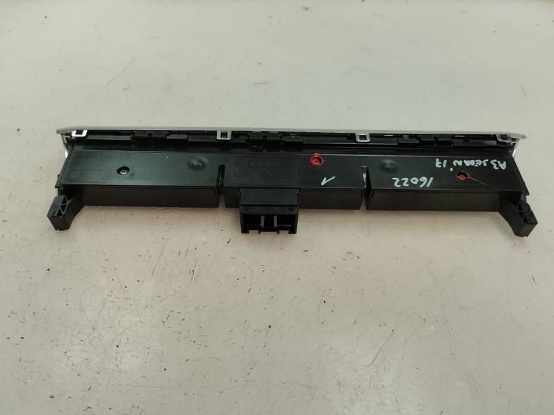 WARNING AUDI A3 2017 1.5 16V TSI ACT (150 CV)