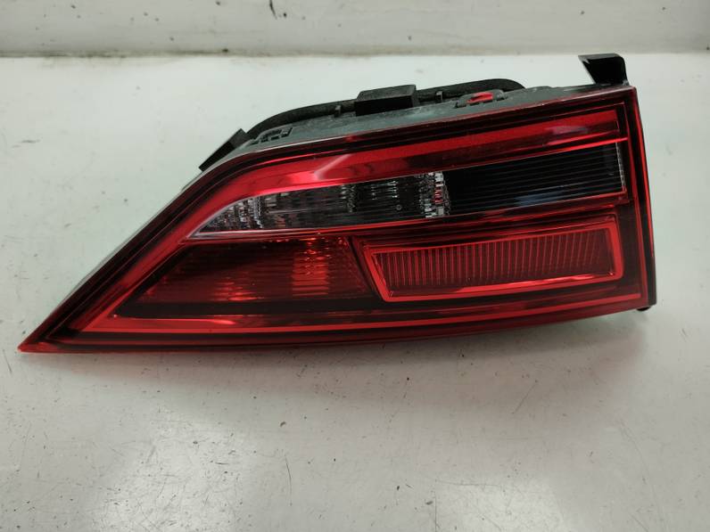 PILOTO TRASERO IZQUIERDO AUDI A3 2017 1.5 16V TSI ACT (150 CV)