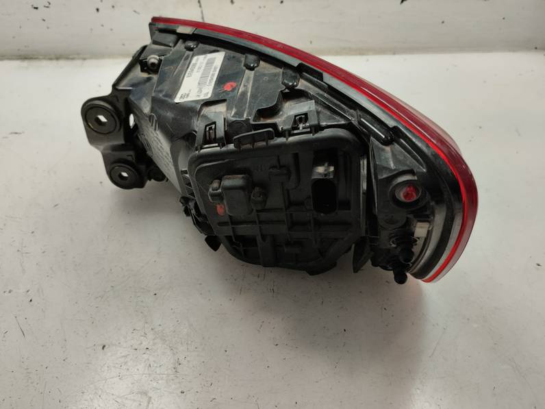 PILOTO TRASERO IZQUIERDO AUDI A3 2017 1.5 16V TSI ACT (150 CV)