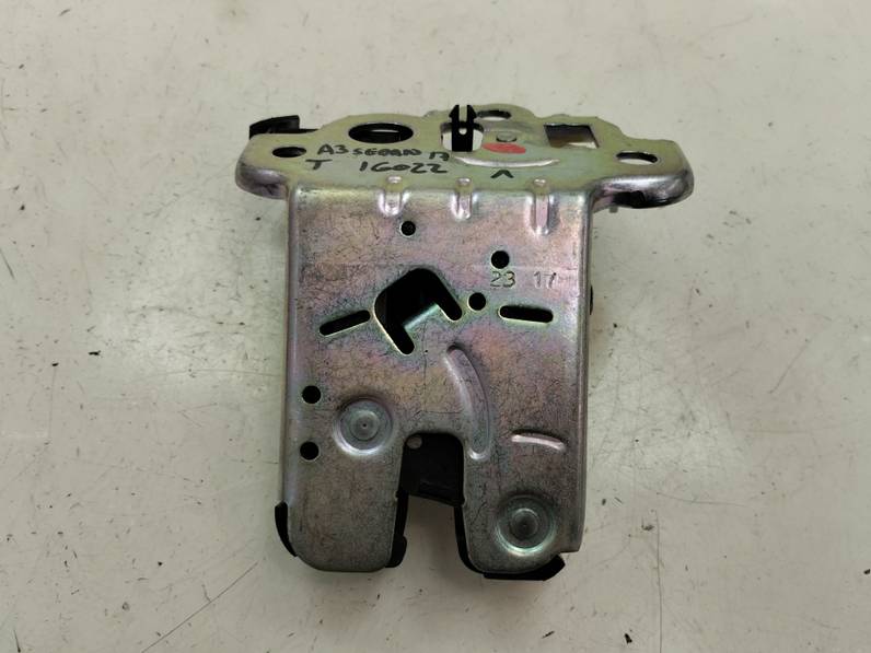 CERRADURA MALETERO PORTON AUDI A3 2017 1.5 16V TSI ACT (150 CV)