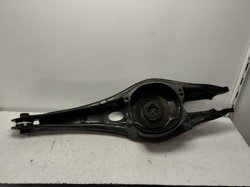 BRAZO SUSPENSION INFERIOR TRASERO IZQUIERDO AUDI A3 2017 1.5 16V TSI ACT (150 CV)