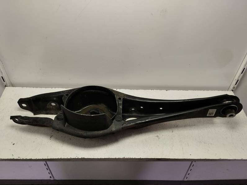 BRAZO SUSPENSION INFERIOR TRASERO DERECHO AUDI A3 2017 1.5 16V TSI ACT (150 CV)