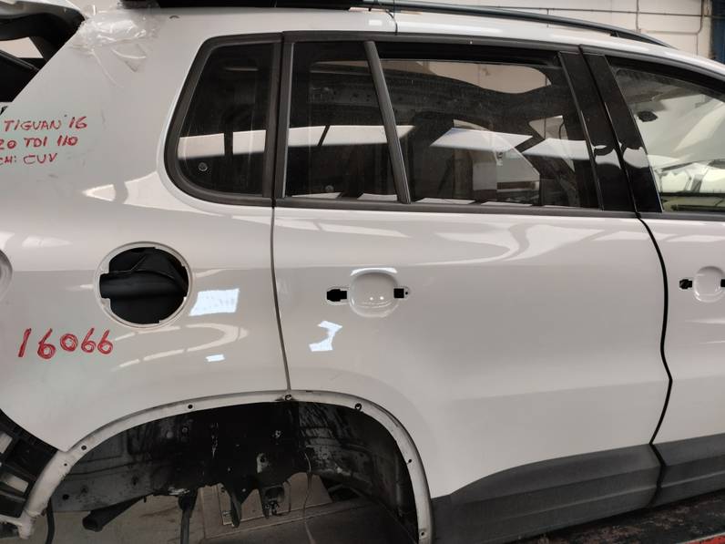 PUERTA TRASERA DERECHA VOLKSWAGEN TIGUAN 2016 2.0 TDI (110 CV)