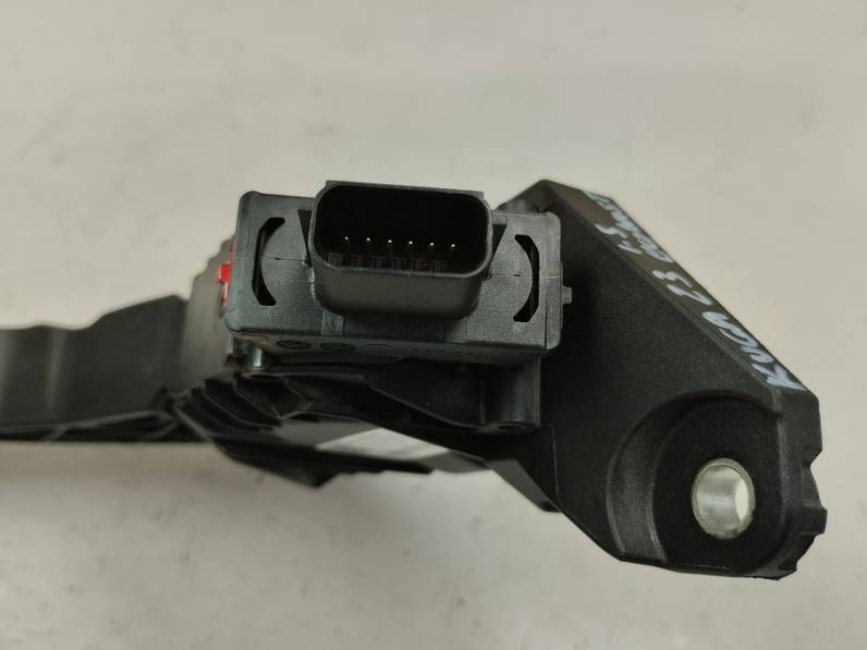 POTENCIOMETRO PEDAL FORD KUGA 2023 1.5 ECOBOOST (150 CV)