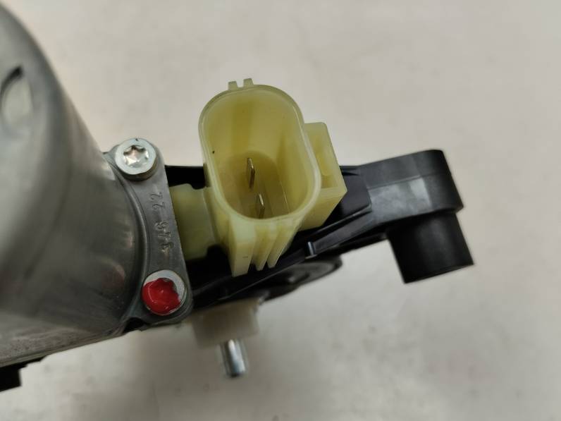 MOTOR ELEVALUNAS DELANTERO DERECHO FORD KUGA 2023 1.5 ECOBOOST (150 CV)