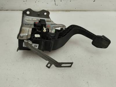 PEDAL EMBRAGUE FORD KUGA 2023 1.5 ECOBOOST (150 CV)