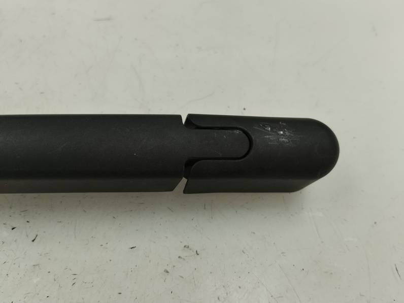 BRAZO LIMPIA TRASERO FORD KUGA 2023 1.5 ECOBOOST (150 CV)