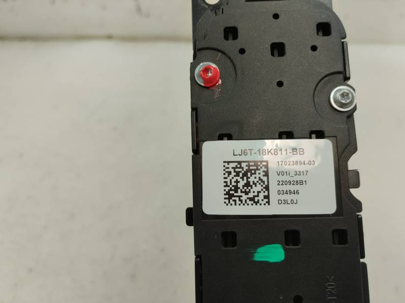 SISTEMA AUDIO RADIO CD FORD KUGA 2023 1.5 ECOBOOST (150 CV)