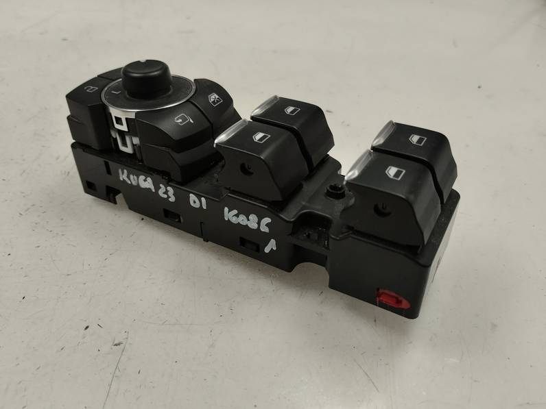 MANDO ELEVALUNAS DELANTERO IZQUIERDO FORD KUGA 2023 1.5 ECOBOOST (150 CV)