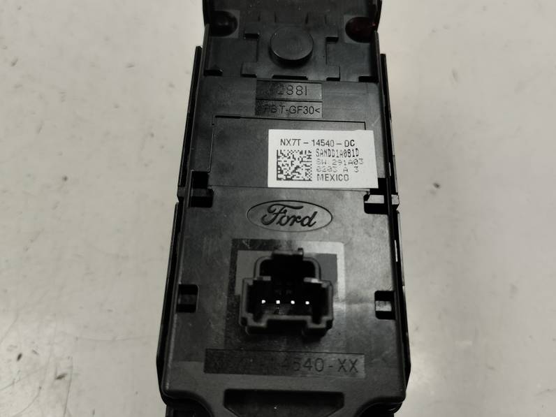 MANDO ELEVALUNAS DELANTERO IZQUIERDO FORD KUGA 2023 1.5 ECOBOOST (150 CV)